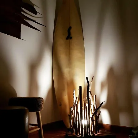 Santa Cruz Surfhouse * 아 도스 쿤하도스